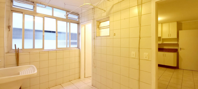 Apartamento à venda Santa Cecília com 130m² e 3 quartos por R$ 1.250.000 - 1922076979-ap-area-serv2.jpg