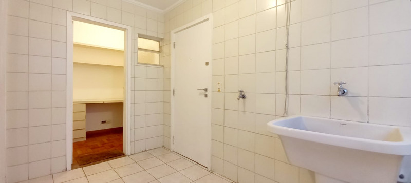 Apartamento à venda Santa Cecília com 130m² e 3 quartos por R$ 1.250.000 - 993760071-ap-area-serv.jpg