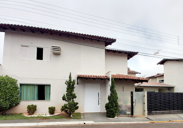 imóvel com 180m²
