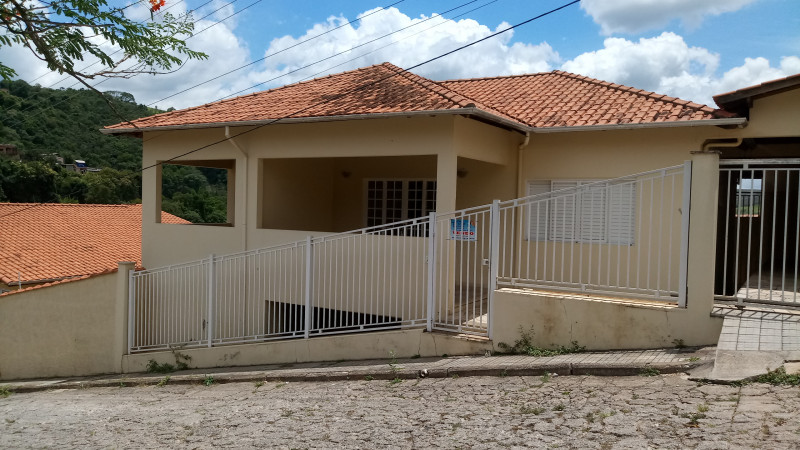 Casa à venda Centro com 170m² e 3 quartos por R$ 390.000 - 83549642-20201203-110940.jpg