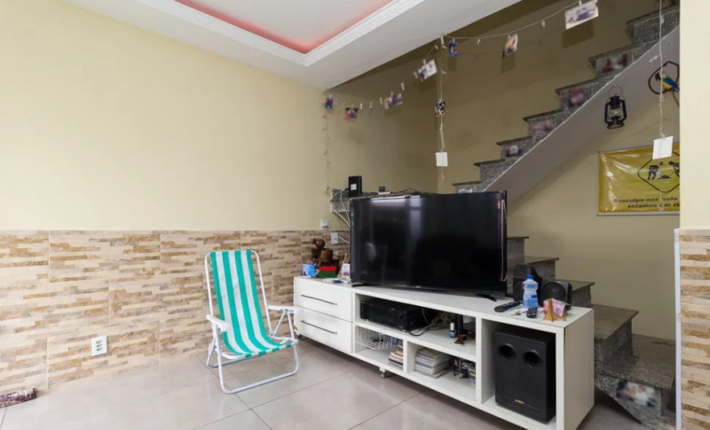 Casa de condomínio à venda Vila Valqueire com 270m² e 3 quartos por R$ 320.000 - 9811967-img-20220918-121608.jpg