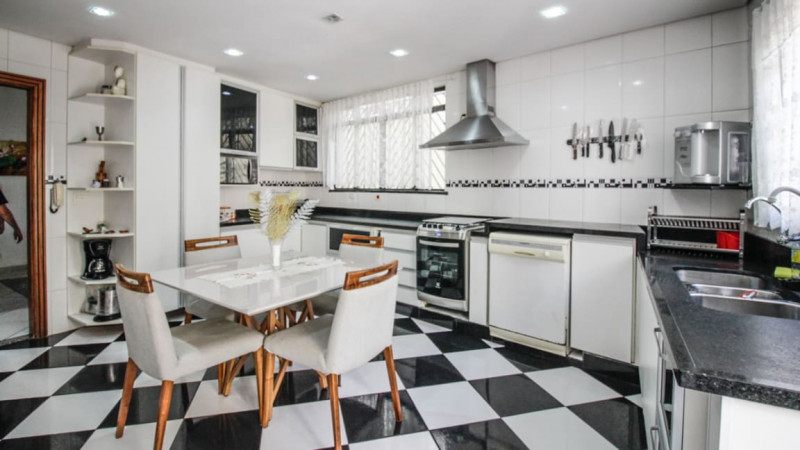 Casa à venda Vila Mariana com 223m² e 4 quartos por R$ 1.680.000 - 569104904-a8-cozinha.jpg