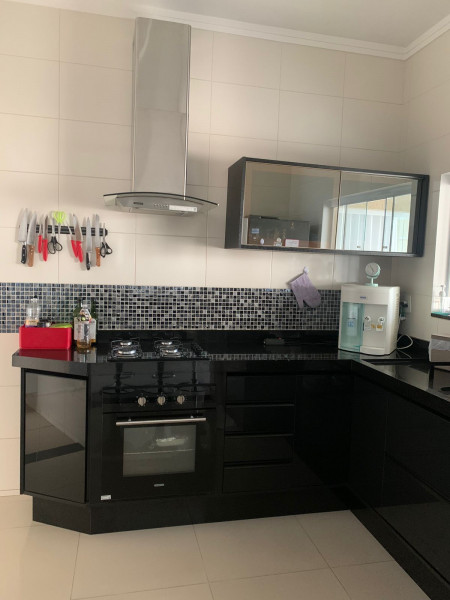 Casa de condomínio à venda Wanel Ville com 237m² e 3 quartos por R$ 1.250.000 - 1944992792-img-1789.jpeg