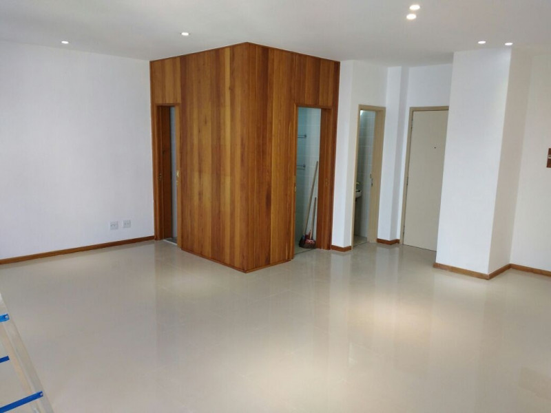 Comercial à venda Barra da Tijuca com 51m² e 1 quarto por R$ 440.000 - 127376090-img-20220717-wa0015.jpg