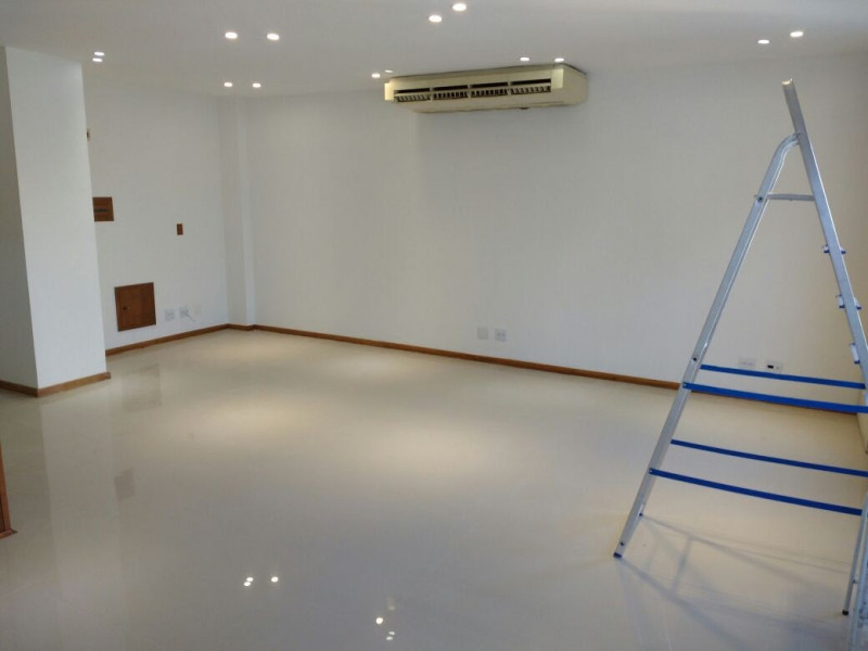 Comercial à venda Barra da Tijuca com 51m² e 1 quarto por R$ 440.000 - 1377366008-img-20220717-wa0010.jpg