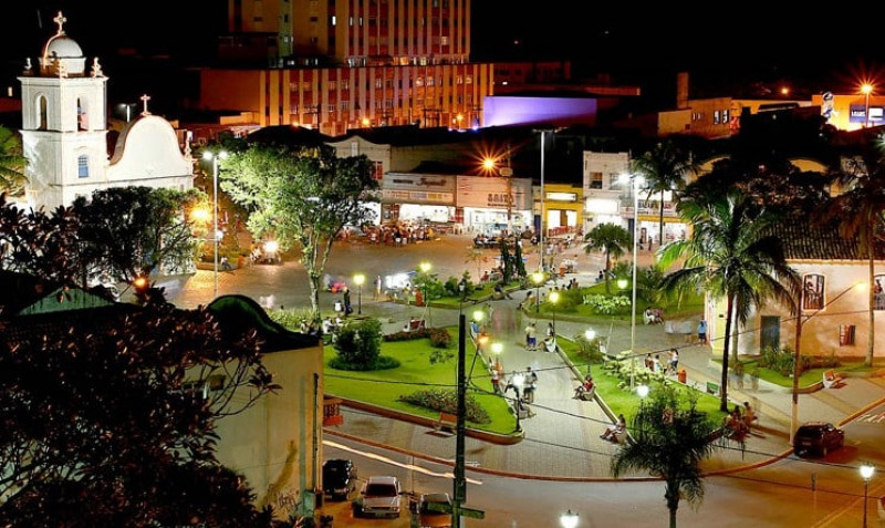 Casa à venda Jardim Regina com 100m² e 2 quartos por R$ 319.000 - 1395698064-itanhaem-noite.jpg