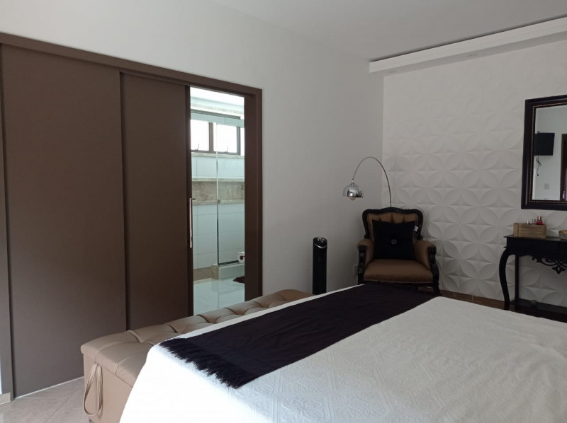 Casa de condomínio à venda Jardim Coleginho com 370m² e 3 quartos por R$ 1.380.000 - 875364005-img-20210118-wa0012.jpg