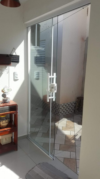 Casa à venda Jardim Sigal com 160m² e 3 quartos por R$ 200.000 - 1823027347-img-20220919-wa0034.jpg