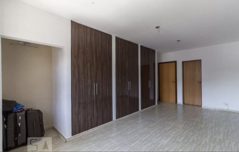 Casa à venda Cambuci com 195m² e 4 quartos por R$ 980.000 - 115548573-2e0cfa46-adea-4ee1-82f0-597588e37d17.jpeg