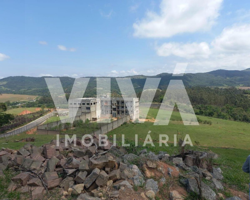 Terreno à venda Centro com 37000m² e 1 quarto por R$ 4.000.000 - 158622033-2414602609.jpg