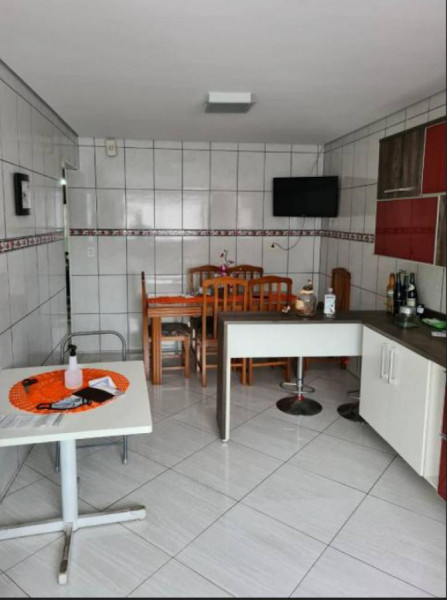 Casa à venda Parque das Américas com 141m² e 2 quartos por R$ 350.000 - 207494442-img-20220919-wa0022.jpg