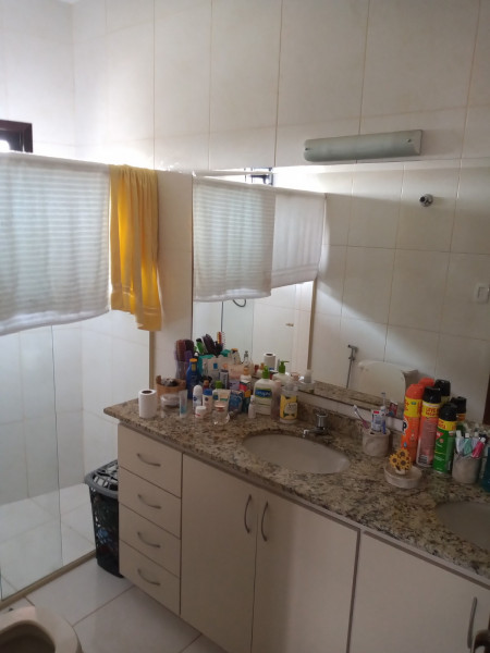 Casa à venda Jardim Santa Rita I com 390m² e 3 quartos por R$ 1.400.000 - 855535410-img-20210926-100722450.jpg