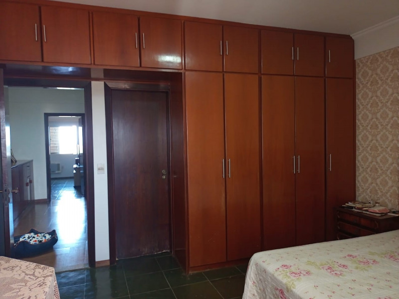 Apartamento à venda Centro com 240m² e 4 quartos por R$ 550.000 - 624862655-whatsapp-image-2022-09-12-at-10.jpeg