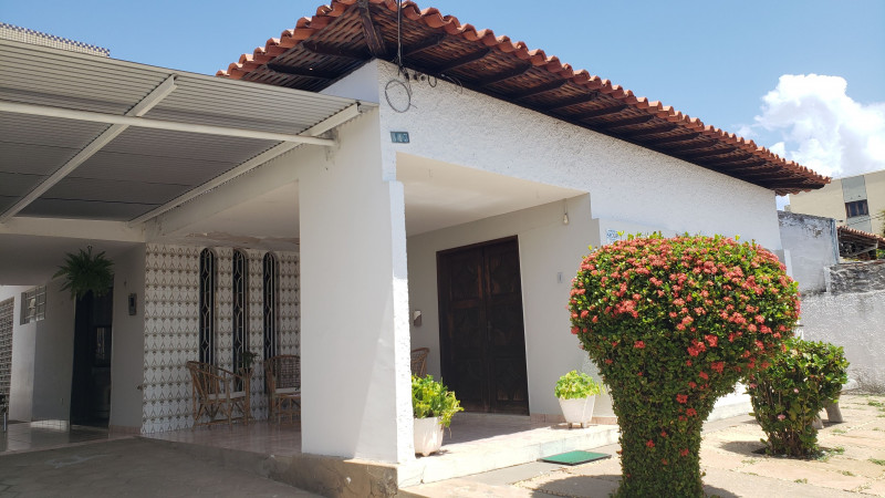 Casa à venda Cabral com 126m² e 4 quartos por R$ 630.000 - 26029777-20210107-111216.jpg