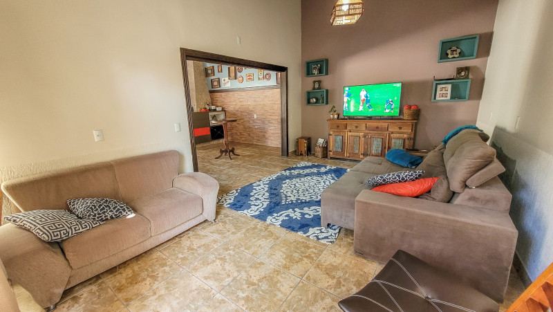 Casa à venda Liri com 300m² e 3 quartos por R$ 980.000 - 609095199-20220522-102759.jpg