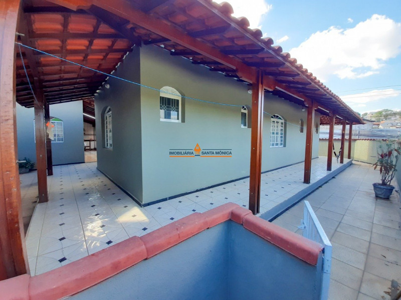 Casa à venda São João Batista com 375m² e 3 quartos por R$ 800.000 - 1630635783-b591521e-007b-49f3-b0a2-00f932184c40.jpeg