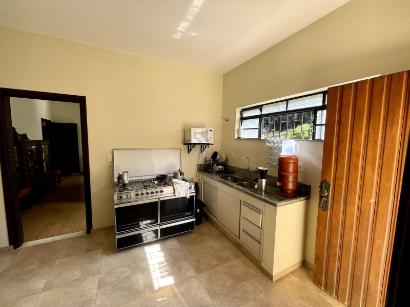 Terreno à venda Centro com 2221m² e 0 quartos por R$ 3.600.000 - 1174712679-chacara-sao-leonardo-foto-39.jpeg