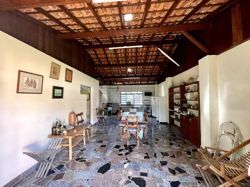 Terreno à venda Centro com 2221m² e 0 quartos por R$ 3.600.000 - 1181120374-chacara-sao-leonardo-foto-53.jpeg