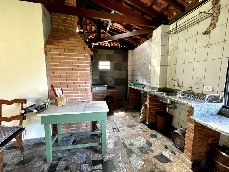 Terreno à venda Centro com 2221m² e 0 quartos por R$ 3.600.000 - 1190968958-chacara-sao-leonardo-foto-56.jpeg