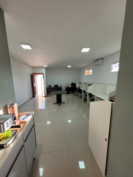 Comercial à venda Gralha Azul com 450m² e 1 quarto por R$ 390.000 - 1633935768-whatsapp-image-2022-07-25-at-16.jpeg