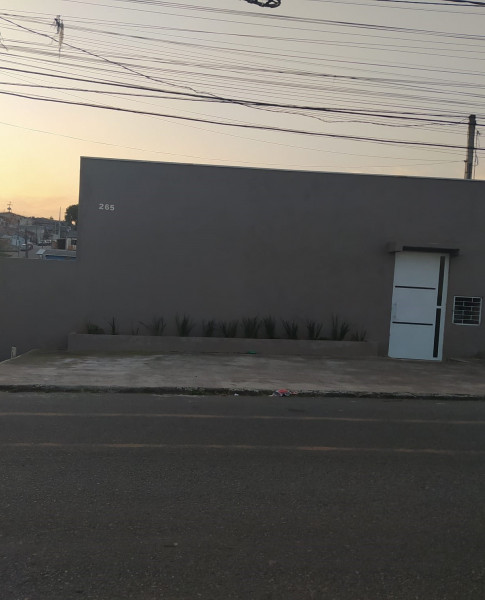 Comercial à venda Gralha Azul com 450m² e 1 quarto por R$ 390.000 - 761235898-whatsapp-image-2022-07-25-at-17.jpeg