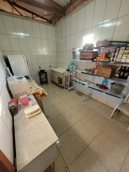 Comercial à venda Gralha Azul com 450m² e 1 quarto por R$ 390.000 - 917768912-whatsapp-image-2022-07-25-at-16.jpeg