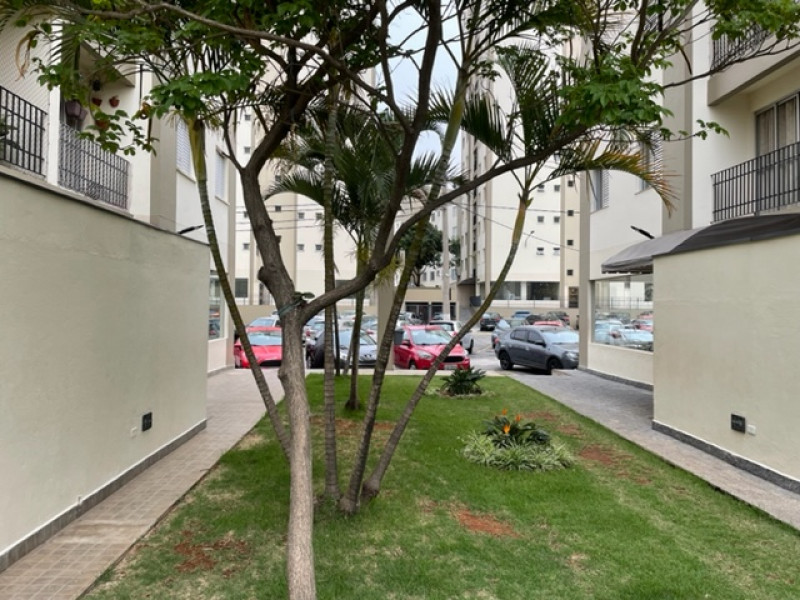 Apartamento à venda Vila Dionisia com 52m² e 2 quartos por R$ 299.000 - 33275590-entrada-do-predio.jpg