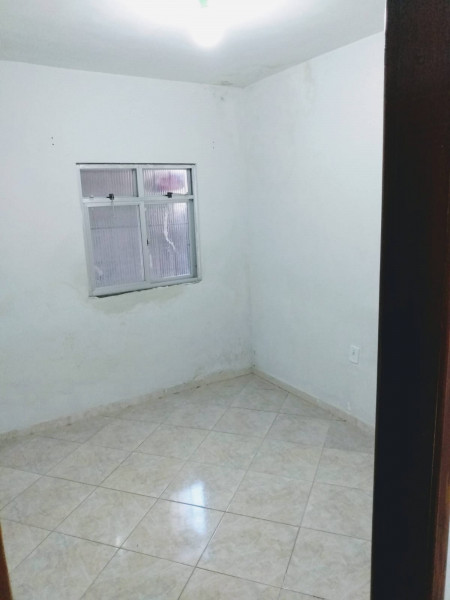 Casa à venda Rocha Miranda com 50m² e 1 quarto por R$ 75.000 - 945697638-img-20220924-wa0017.jpg