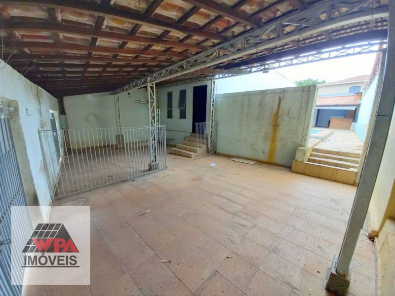 Casa à venda Jardim São Francisco com 250m² e 2 quartos por R$ 350.000 - 218230394-z71eumsvyfou.jpg