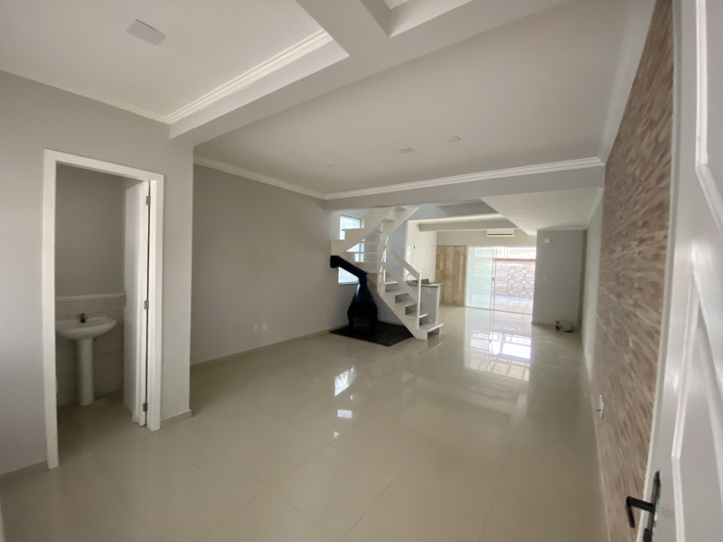 Casa à venda Guarujá com 190m² e 3 quartos por R$ 529.000 - 1922651885-4c7ae518-7af7-4355-8324-3e1c5023433d.jpeg