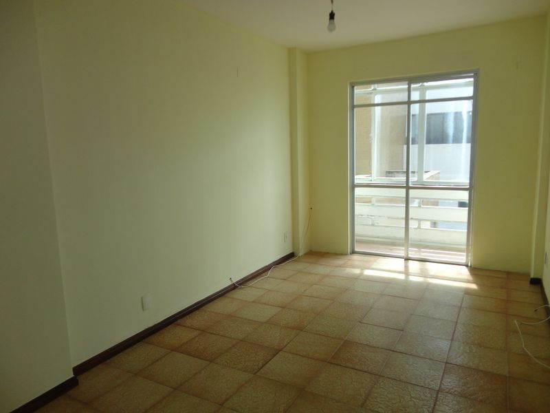 Apartamento à venda Amaralina com 42m² e 1 quarto por R$ 175.000 - 1552639492-dsc04996.JPG