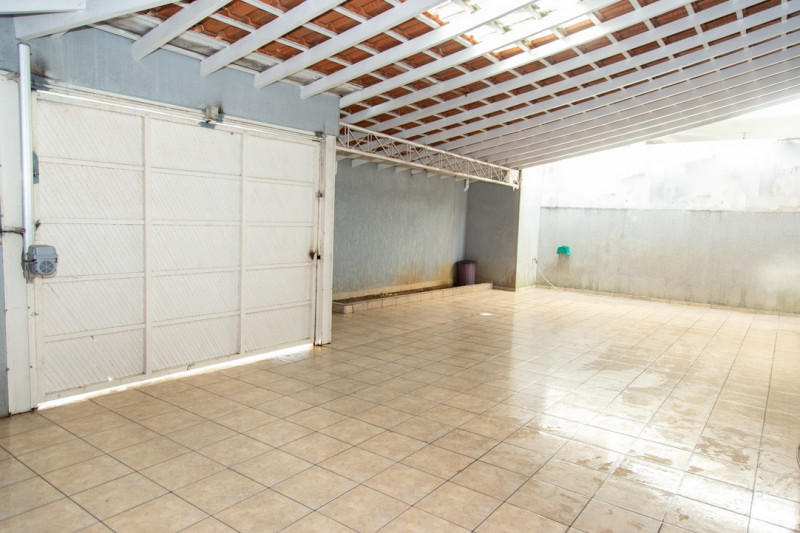 Casa à venda Jardim Maria Amelia com 315m² e 3 quartos por R$ 440.000 - 1045366774-img-20230213-wa0037.jpg