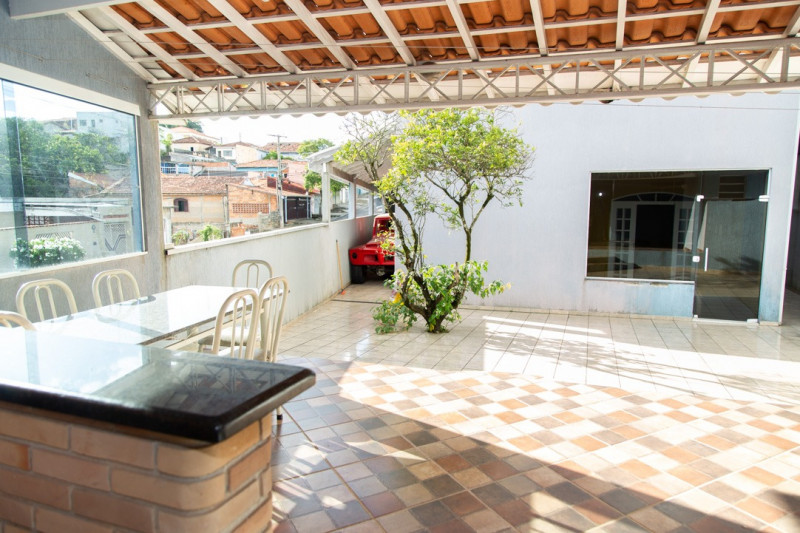 Casa à venda Jardim Maria Amelia com 315m² e 3 quartos por R$ 440.000 - 1062948972-img-20230213-wa0035.jpg