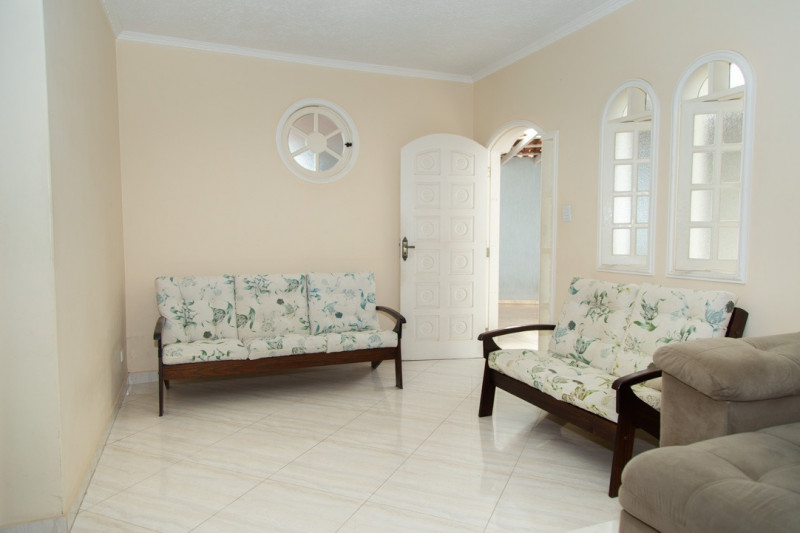 Casa à venda Jardim Maria Amelia com 315m² e 3 quartos por R$ 440.000 - 163518694-img-20230213-wa0009.jpg