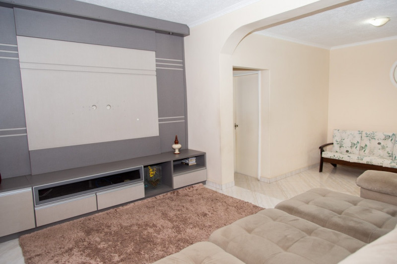 Casa à venda Jardim Maria Amelia com 315m² e 3 quartos por R$ 440.000 - 324560900-img-20230213-wa0030.jpg