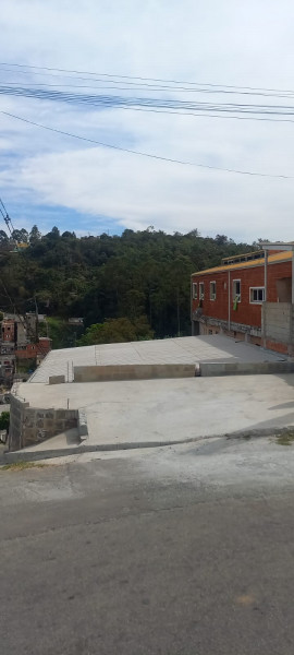 Casa à venda Jardim Fritz (Botujuru) com 200m² e 2 quartos por R$ 190.000 - 1758773343-img-20230820-wa0023.jpg