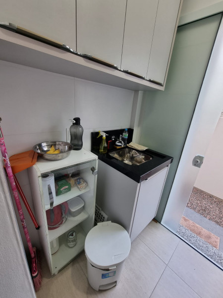 Apartamento à venda Aririu com 60m² e 2 quartos por R$ 249.900 - 1675655604-whatsapp-image-2022-08-23-at-13.jpeg