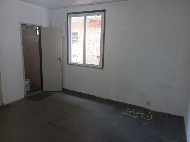 Kitnet à venda Jacarepaguá com 35m² e 1 quarto por R$ 29.000 - 976553331-img-20220926-wa0201.jpg