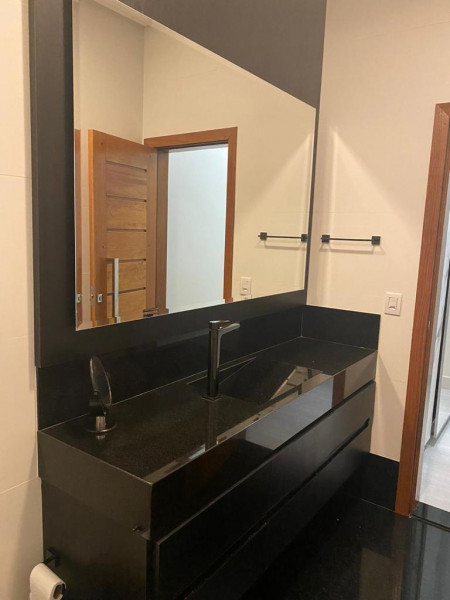 Casa de condomínio à venda Centro com 1200m² e 5 quartos por R$ 8.000.000 - 1452239518-6e4fddd1-d19c-40a4-933c-bf2b42568409.jpeg