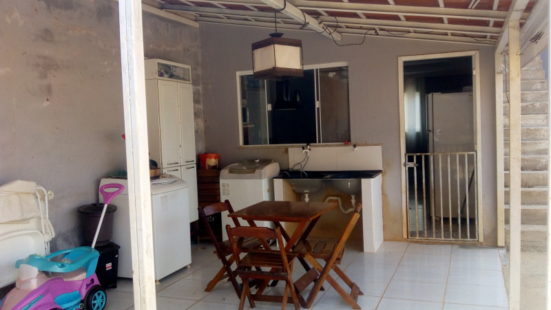 Casa à venda Centro com 110m² e 2 quartos por R$ 220.000 - 1566900709-img-20220913-125501442.jpg