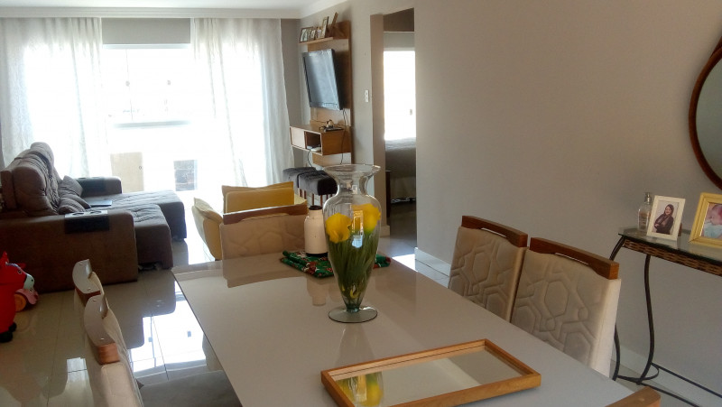 Casa à venda Centro com 110m² e 2 quartos por R$ 220.000 - 884595073-img-20220913-125738024.jpg