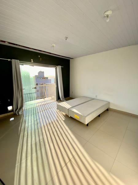 Casa à venda Centro com 174m² e 8 quartos por R$ 630.000 - 1268759575-24.jpg