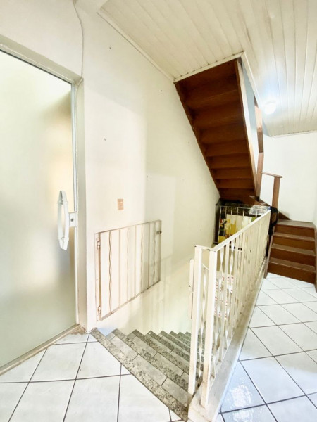 Casa à venda Centro com 174m² e 8 quartos por R$ 630.000 - 1295139975-11.jpg