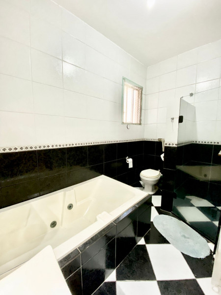 Casa à venda Centro com 174m² e 8 quartos por R$ 630.000 - 1510610365-21.jpg
