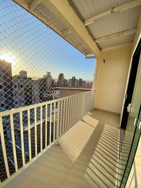 Casa à venda Centro com 174m² e 8 quartos por R$ 630.000 - 972686425-25.jpg