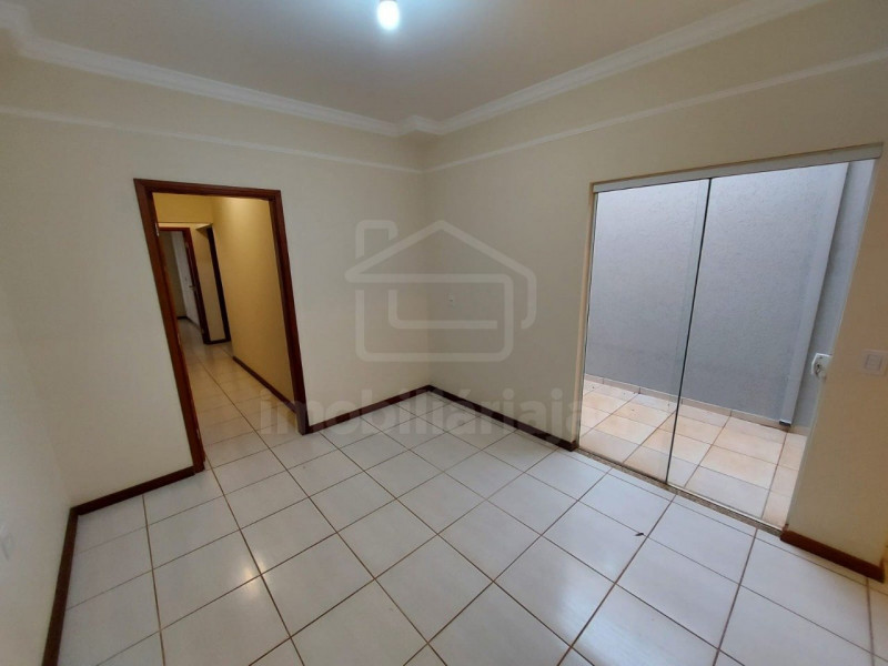Casa à venda Jardim Dona Emilia com 144m² e 3 quartos por R$ 510.000 - 2053295647-in250p51z83jf65h-95846332e63c703f2-1.jpg