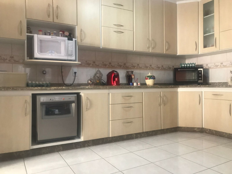 Casa à venda Vila das Jabuticabeiras com 311m² e 5 quartos por R$ 690.000 - 491537636-img-20220627-wa0035.jpg