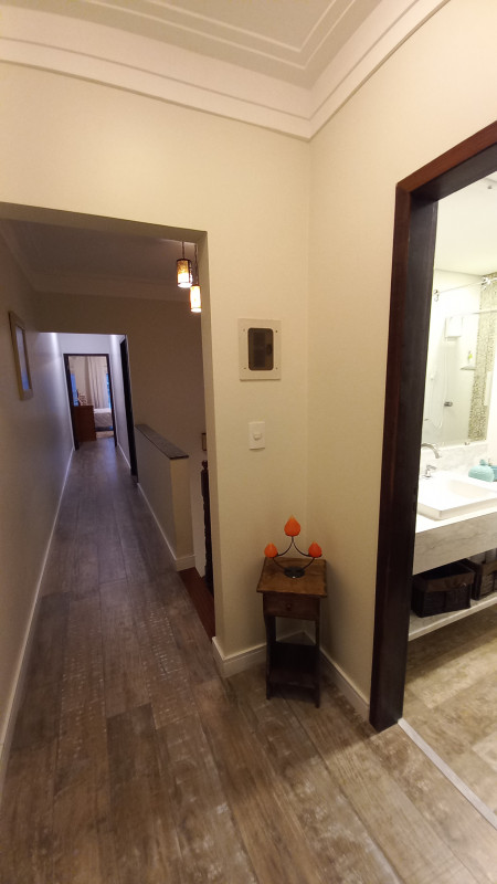 Casa à venda Vila América com 175m² e 3 quartos por R$ 949.000 - 830218268-corredor-1.jpg