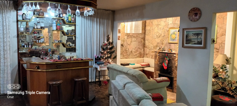 Casa à venda Xaxim com 370m² e 4 quartos por R$ 950.000 - 1081839376-20221223-194753.jpg