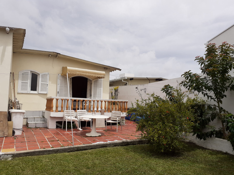 Casa à venda Xaxim com 370m² e 4 quartos por R$ 950.000 - 1812413503-20191215-104811.jpg